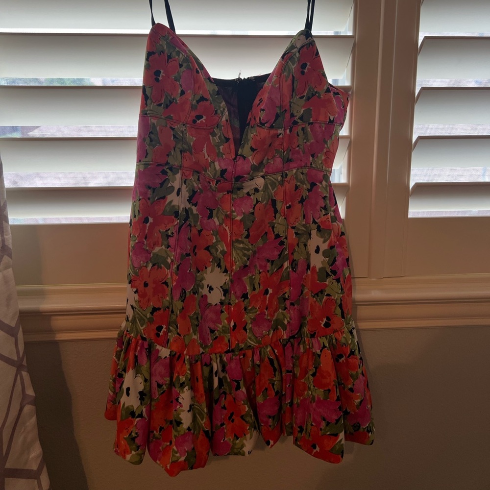 Sleeveless floral dress